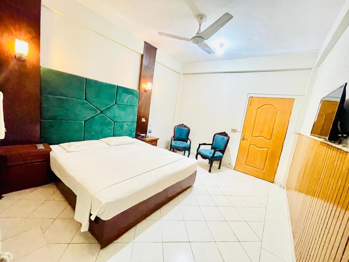 Hotel New Mid City Multan Eksteriør billede