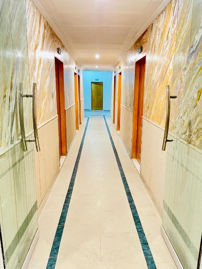 Hotel New Mid City Multan Eksteriør billede