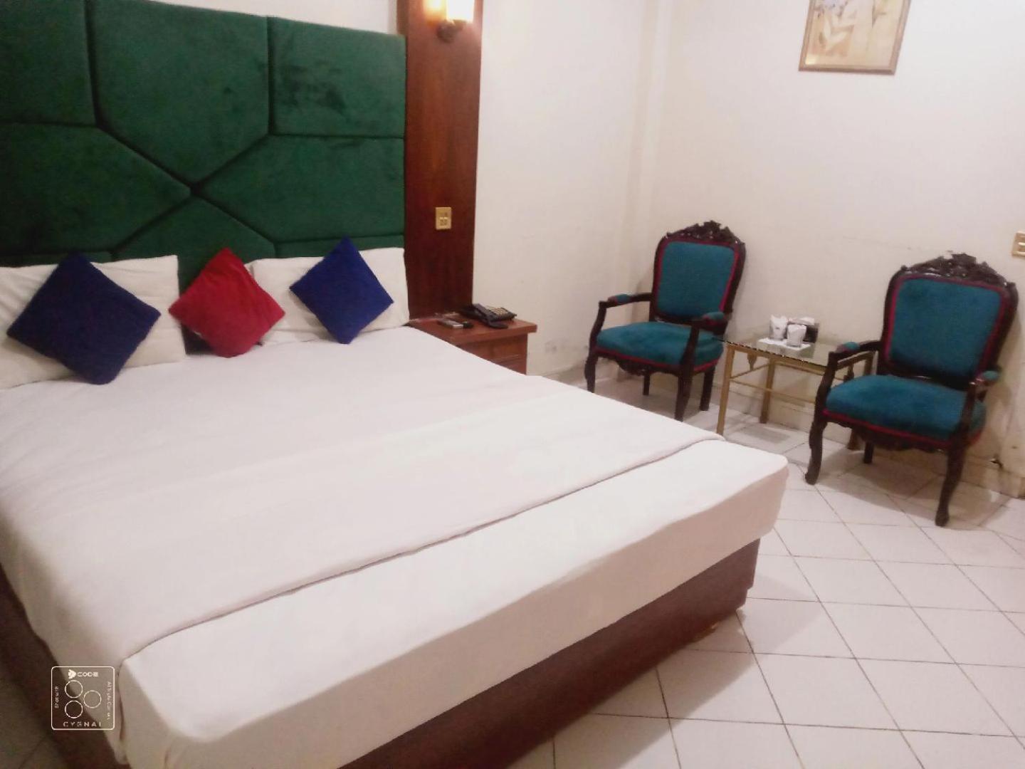 Hotel New Mid City Multan Eksteriør billede